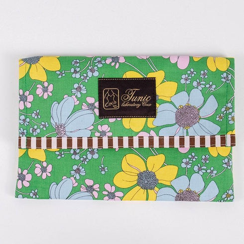 ケース TUNIC 綿プリント裏タフタボンディング加工 スリムマルチケース マリーグリーン 18154-A