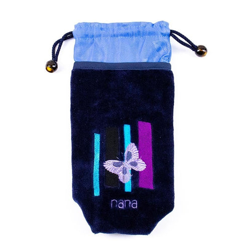 ケース 横浜ナナ NANA ペットボトルケース B蝶柄 紺 nn-npbk1-C