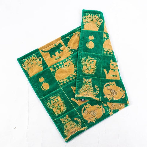 マット 横浜ナナ NANA デカマット パッチワーク風 ネコ グリーンベージュ nn-dmt1-B