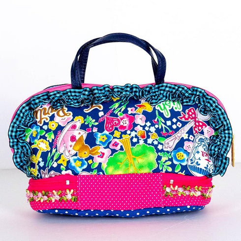 バッグ TUNIC タフタ転写プリント アリスガーデンのコスメポーチ ネイビー 17450-A